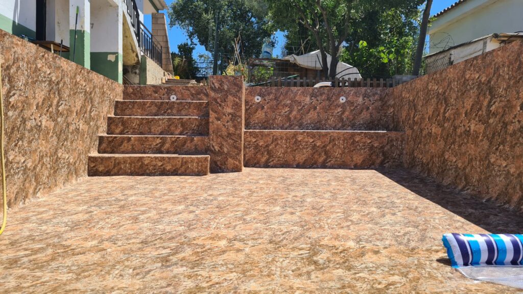 piscina elegante alkot touch authentic